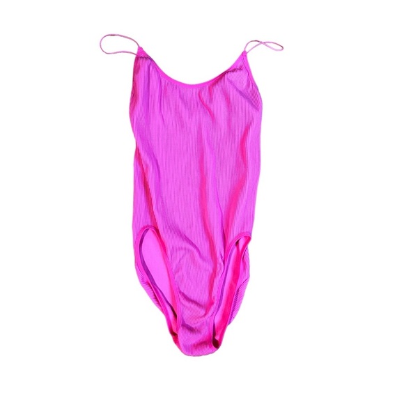 Aritzia Sunday Best Bubblegum Pink Cassandra Bodysuit M/L Ribbed - Picture 2 of 6